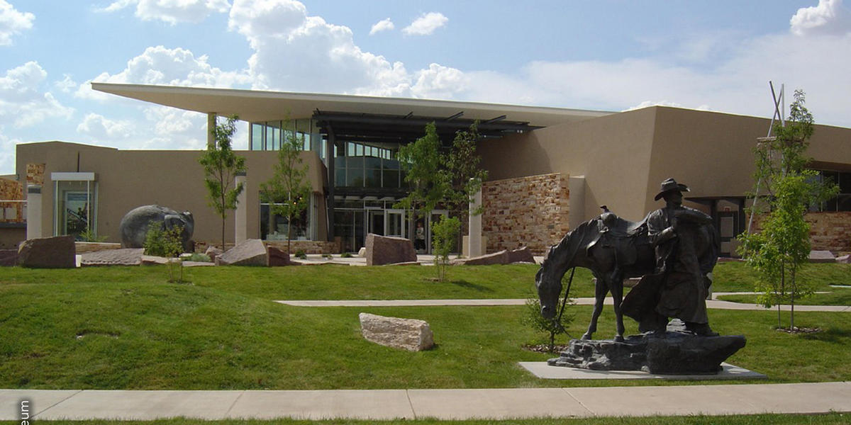 Front of Albuquerque Museum with sculpture of man with horse